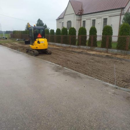 Trwają prace przy budowie parkingu w miejscowości Borawe [ZDJĘCIA]