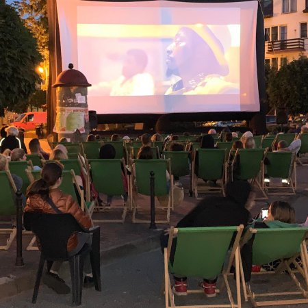 Kino plenerowe w Różanie [ZDJĘCIA]