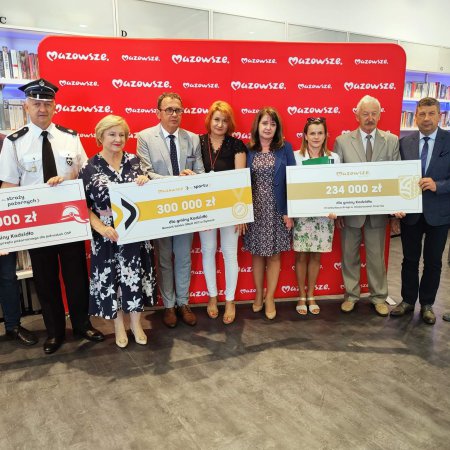 Ponad pół miliona złotych dofinansowania na trzy kadzidlańskie inwestycje [ZDJĘCIA]