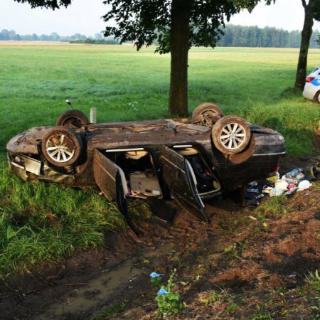 Wypadek na lokalnym odcinku DK-62. Kierowca vw trafił do szpitala [ZDJĘCIA]