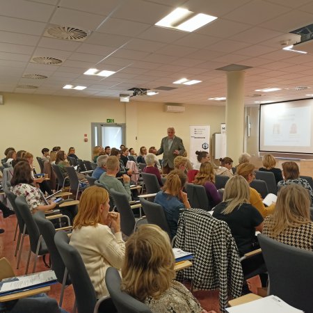 Kreatywnie na matematyce. Duża frekwencja na konferencji w Ostrołęce [ZDJĘCIA]