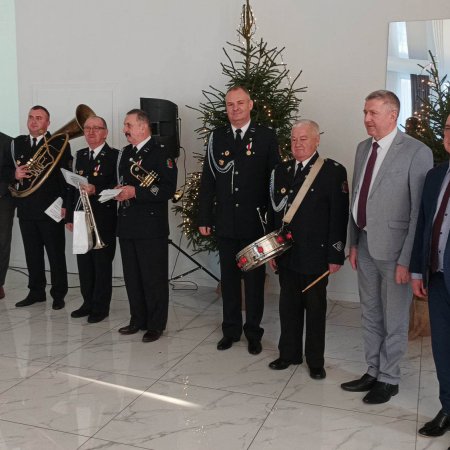 Budżetowa sesja Rady Powiatu w Ostrołęce. Oglądaj na żywo