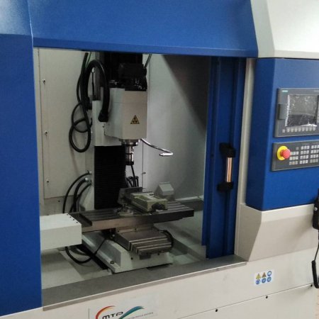 Baza dydaktyczna i warunki kształcenia w ZSZ Nr 1 w Ostrołęce - Nowoczesna Pracownia Mechaniczna