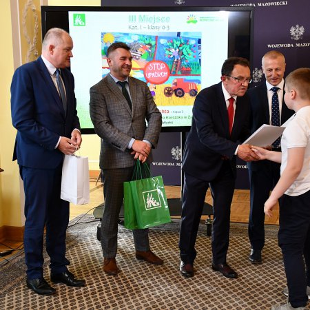 Konkurs plastyczny „Bezpiecznie na wsi mamy, bo ryzyko upadków znamy” 2022 [ZDJĘCIA]