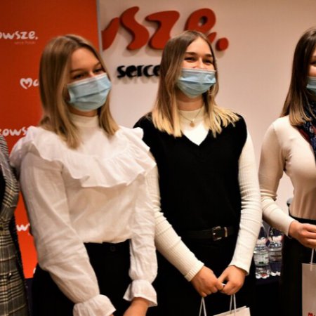 Uczniowie II LO wyróżnieni w Olimpiadzie Wiedzy Szkoły Promocji Zdrowia "Depresja – nie jesteś sam, porozmawiajmy" [ZDJĘCIA]