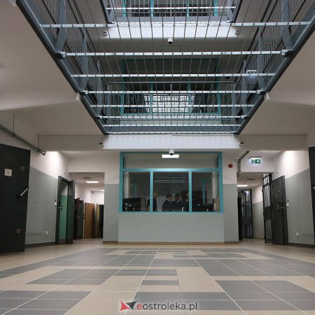 Atrakcyjne zarobki, stabilne zatrudnienie i pakiet socjalny czekają. Służba Więzienna szuka chętnych do pracy!