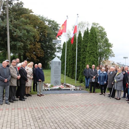 W hołdzie rozworskim Sybirakom [ZDJĘCIA]