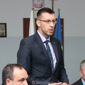 Radny Grabowski o kolei do Ostrołęki: "Cios w serce". O elektrowni: "Budujemy"