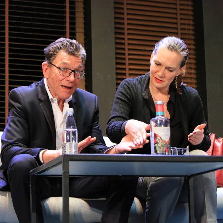 Ostrołęcka Wiosna Teatralna i spektakl „Niebezpieczna gra” [ZDJĘCIA]
