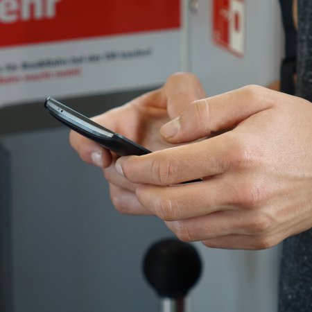 Dostałeś takiego SMS-a? Natychmiast zgłoś go pod numer 8080!